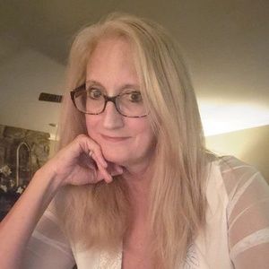 Meet your Posher, Jane